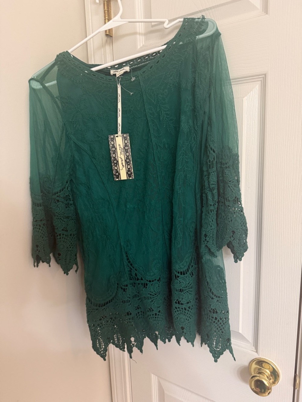 New with tag Ultra pink medium